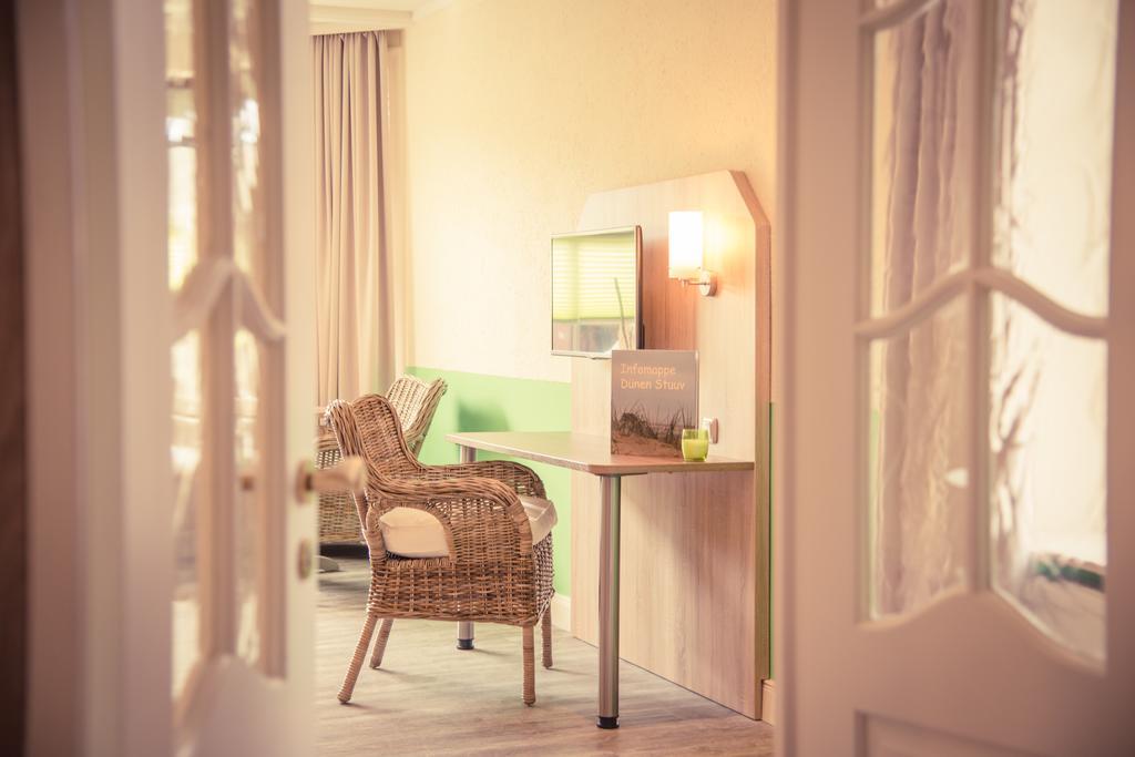 Duenen Stuuv Hotel Санкт Петер-Ординг Стая снимка