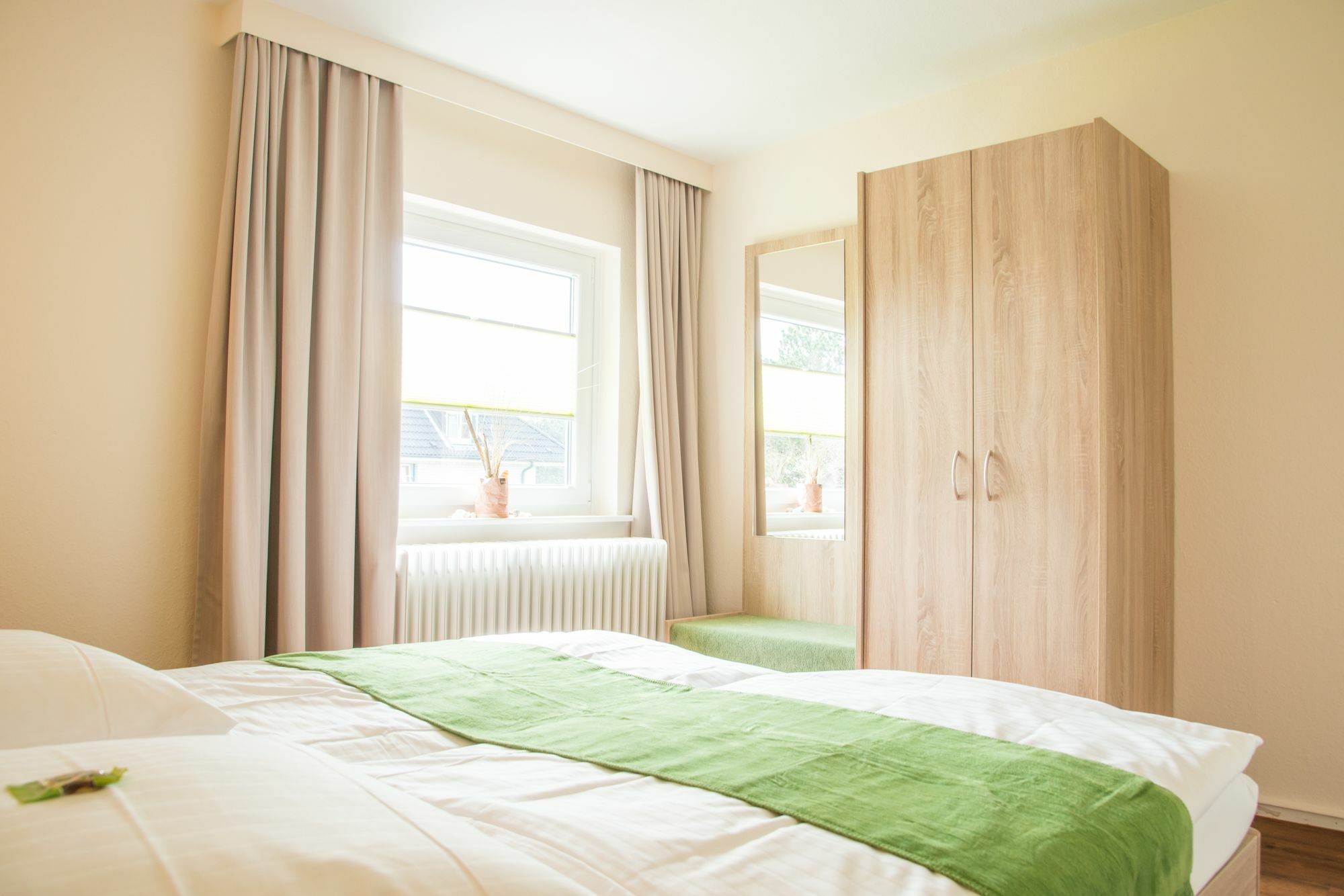 Duenen Stuuv Hotel Санкт Петер-Ординг Екстериор снимка